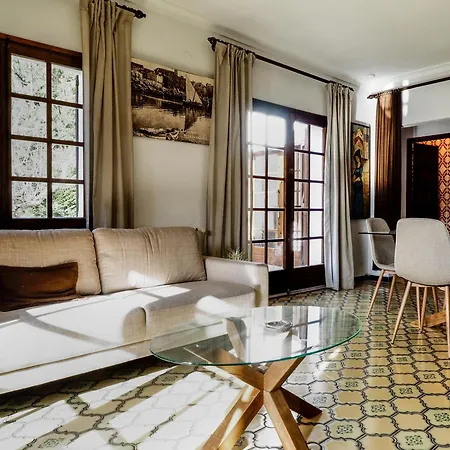 Con Piscina Privada Y Jardin Cerca De Cala Montgo - Es-325-45 فيلة