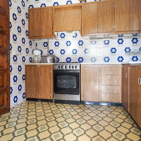 Con Piscina Privada Y Jardin Cerca De Cala Montgo - Es-325-45